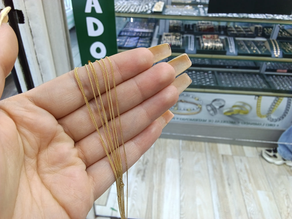 Cadena cubana delgada OL