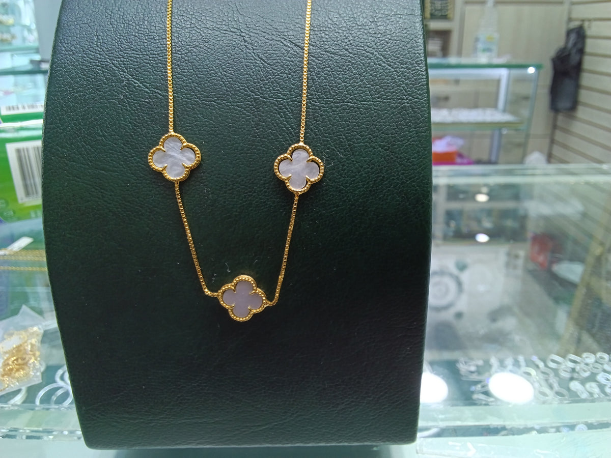 Collar Van cleef blanco (3)
