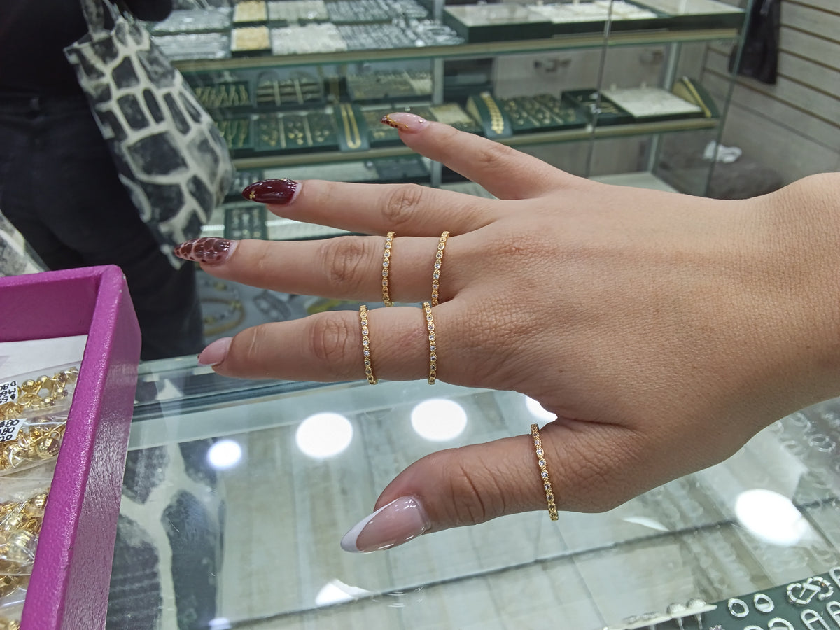 Anillo argolla de zircon blanco OL